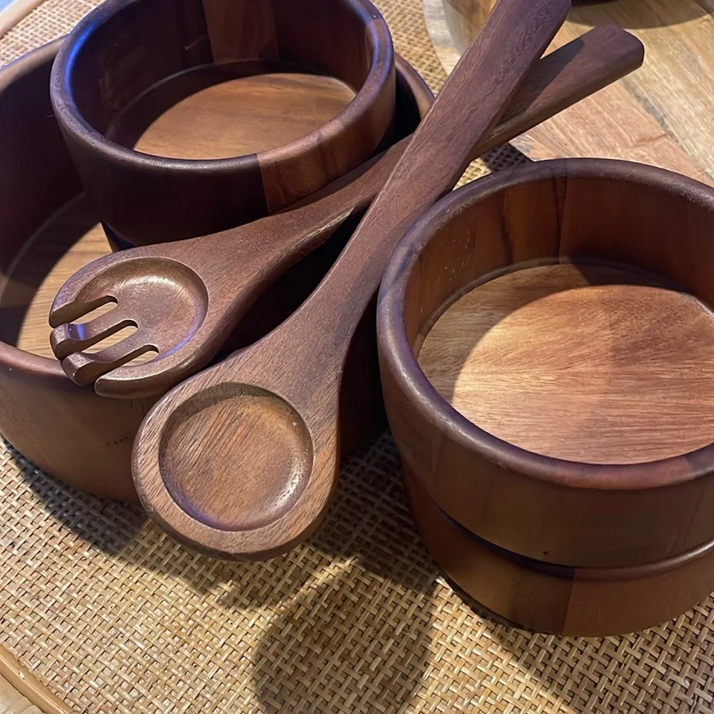 The Cellar acacia wood salad set